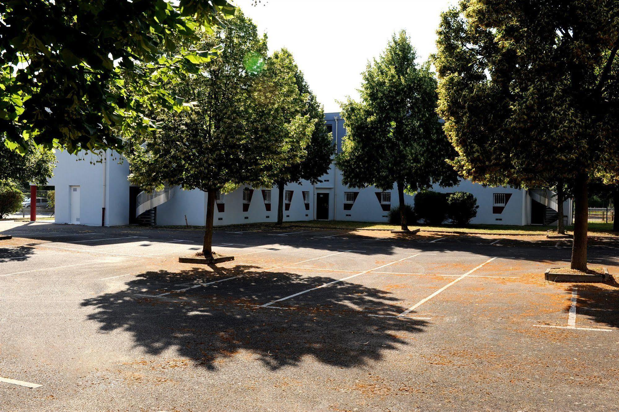 Welcomotel Les Mureaux Exterior foto